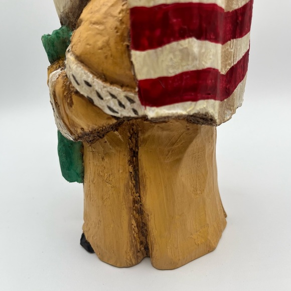 Captured Carvings by A Costanza 178 of 3000 Grand Ole Flag Santa Resin Limited - Picture 10 of 17